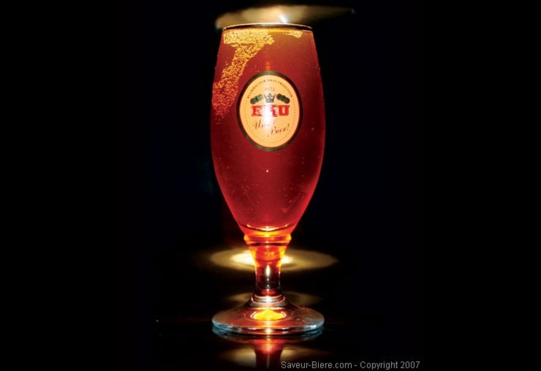 Verres à bière - Verre Eku 28 à pied - logo blanc